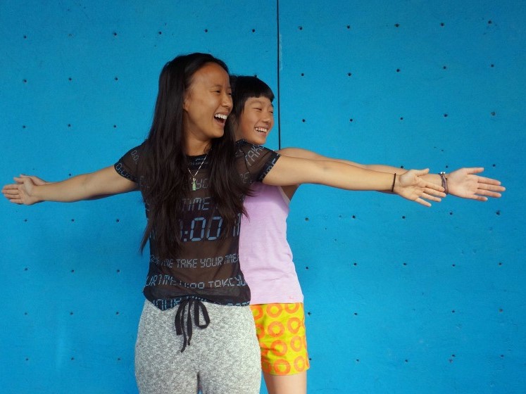 The Japanese-American climber Ashima Shiraishi is 155 cm tall and her arm span is 165 cm, giving her an ape index of +10 cm (Source: https://medium.com/@BrooklynBoulders/apex-index-whats-yours-1bb71d2cf084).